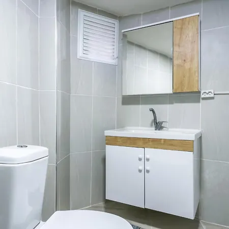 Appartement Flat W Balcony 10 Min To Uskudar Coast Istambul
