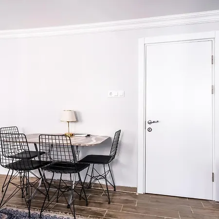 Flat W Balcony 10 Min To Uskudar Coast * Istambul