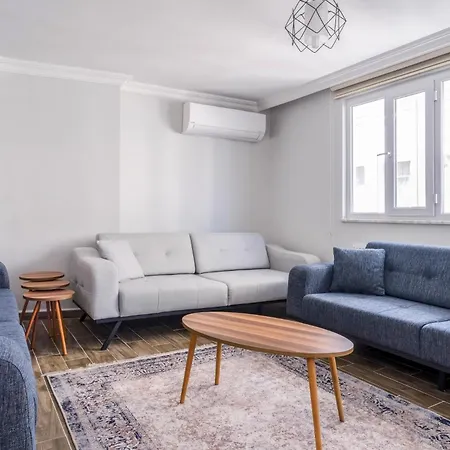 Flat W Balcony 10 Min To Uskudar Coast Appartement