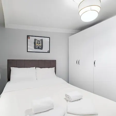Lägenhet Modern Balcony Flat 10 Minutes To Ueskuedar Seafro Istanbul